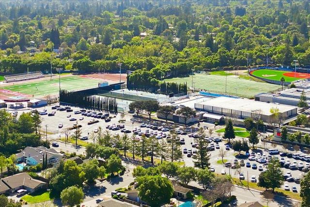 20483 Glen Brae Drive, Saratoga, CA 95070