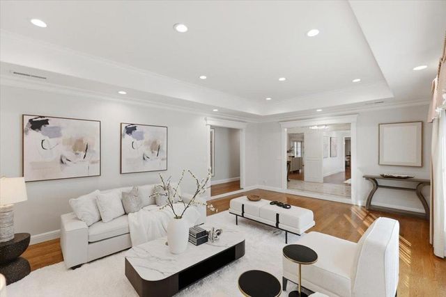 20483 Glen Brae Drive, Saratoga, CA 95070