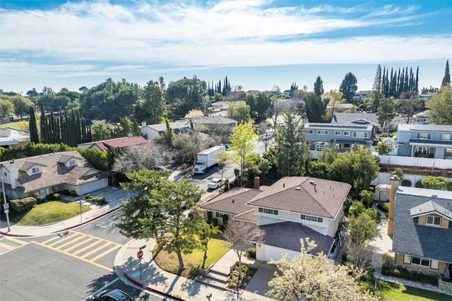 19100 Castlebay Lane, Porter Ranch, CA 91326