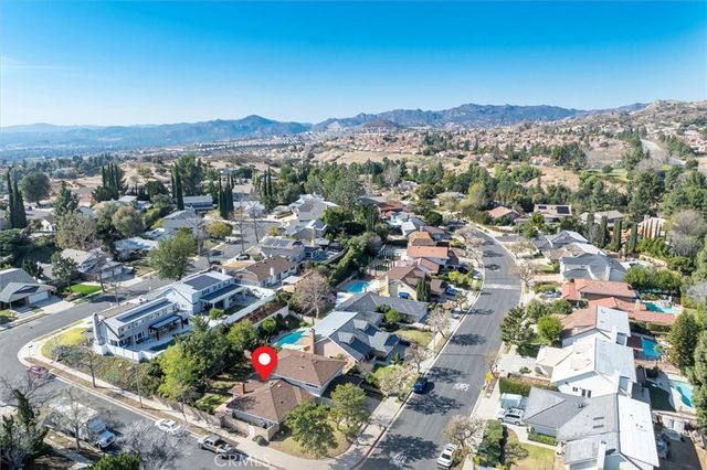 19100 Castlebay Lane, Porter Ranch, CA 91326