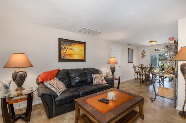 3318 PINEVIEW DRIVE, Holiday, FL 34691
