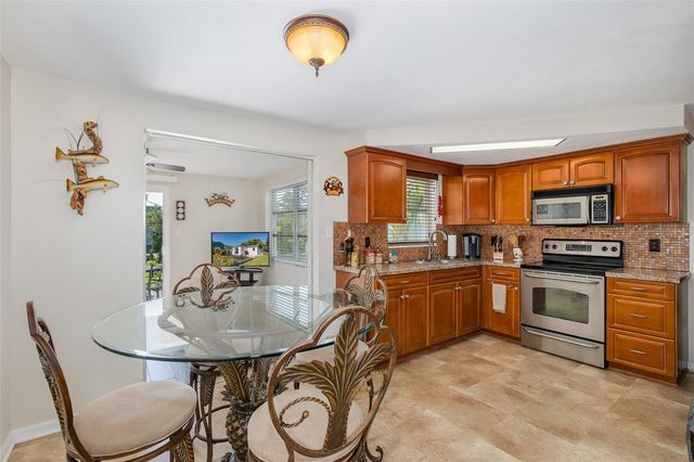 3318 PINEVIEW DRIVE, Holiday, FL 34691