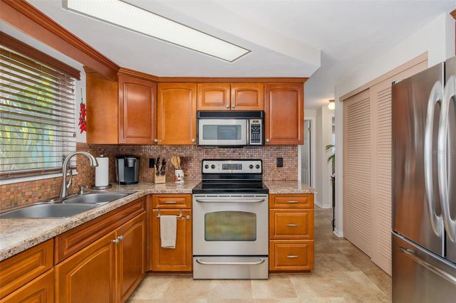 3318 PINEVIEW DRIVE, Holiday, FL 34691