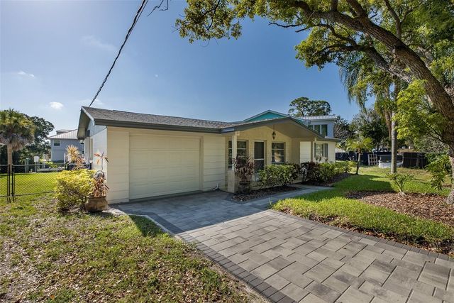 3318 PINEVIEW DRIVE, Holiday, FL 34691