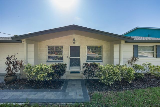 3318 PINEVIEW DRIVE, Holiday, FL 34691