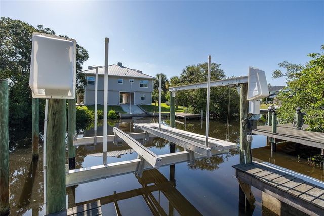 3318 PINEVIEW DRIVE, Holiday, FL 34691