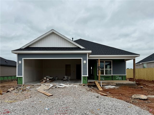 1816 Bugg Street, Pea Ridge, AR 72751