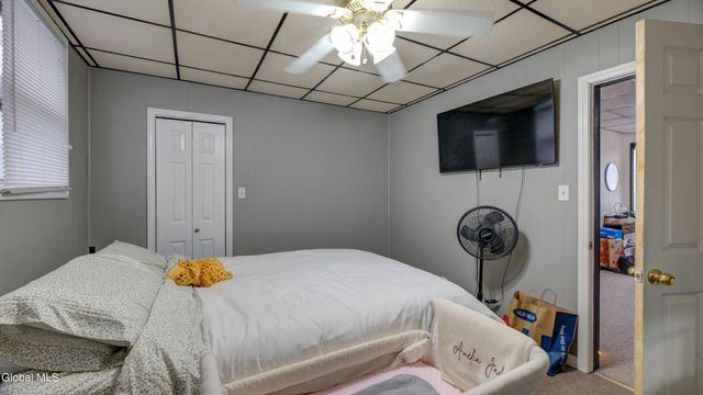 20 Lincoln Avenue, Amsterdam, NY 12010