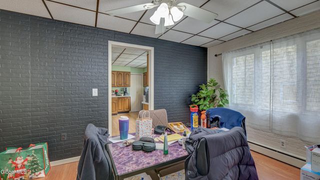 20 Lincoln Avenue, Amsterdam, NY 12010