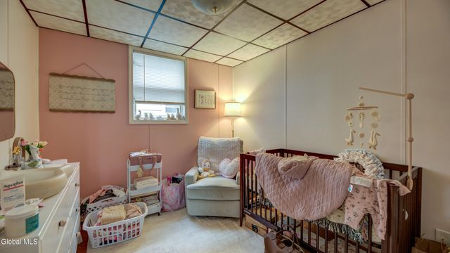 20 Lincoln Avenue, Amsterdam, NY 12010