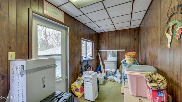 20 Lincoln Avenue, Amsterdam, NY 12010