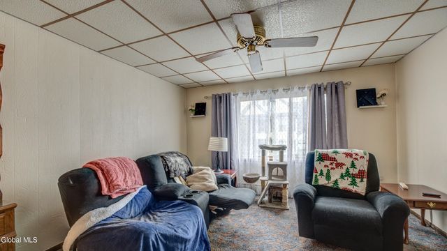 20 Lincoln Avenue, Amsterdam, NY 12010