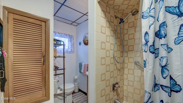 20 Lincoln Avenue, Amsterdam, NY 12010