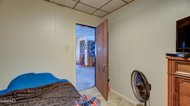 20 Lincoln Avenue, Amsterdam, NY 12010