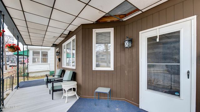 20 Lincoln Avenue, Amsterdam, NY 12010