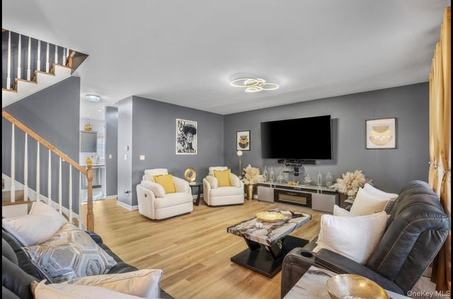 5 Seeley Bull Street, Monroe, NY 10950