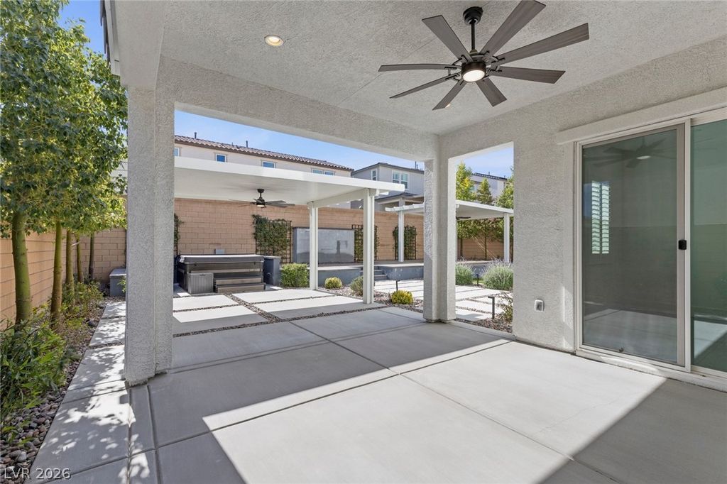 10167 Bismarck Palms Avenue, Las Vegas, NV 89166 — photo 2