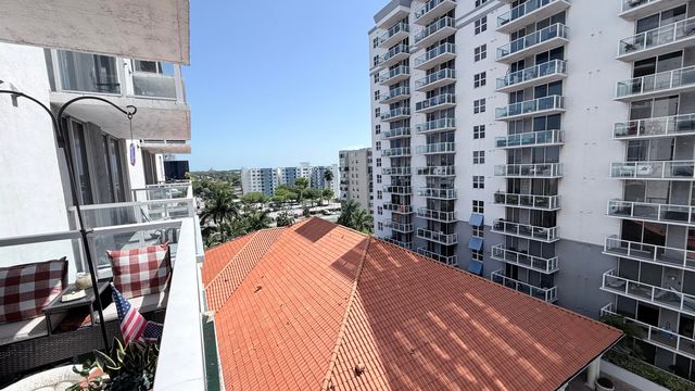 5077 NW 7th Street 914, Miami, FL 33126