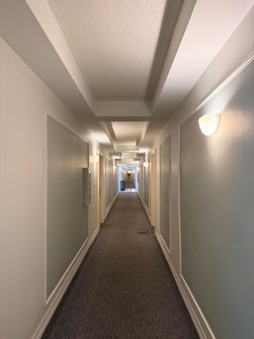 5077 NW 7th Street 914, Miami, FL 33126