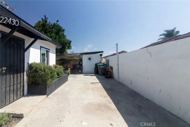 22428 Devlin, Hawaiian Gardens, CA 90716