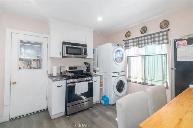22428 Devlin, Hawaiian Gardens, CA 90716