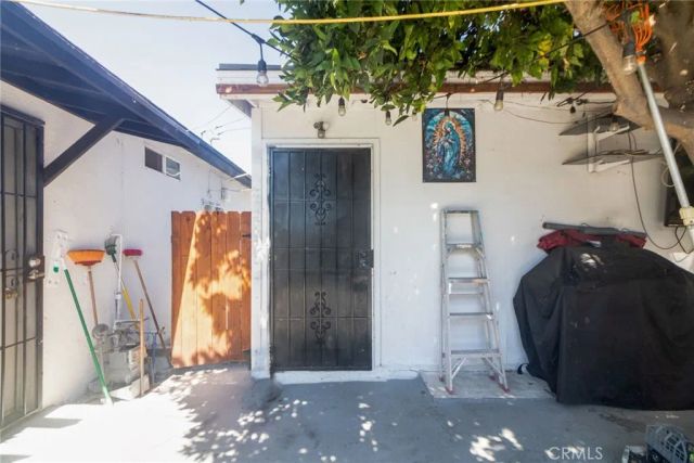 22428 Devlin, Hawaiian Gardens, CA 90716