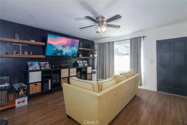 22428 Devlin, Hawaiian Gardens, CA 90716