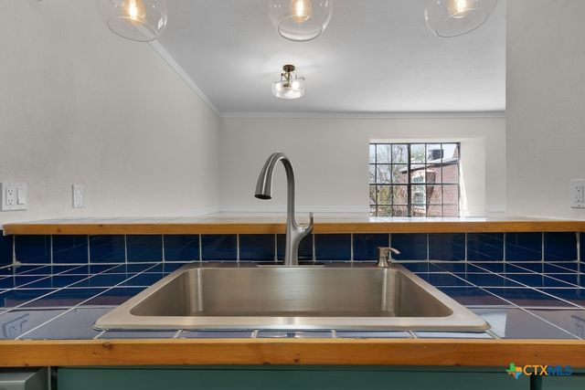 7801 Shoal Creek Boulevard 240, Austin, TX 78757