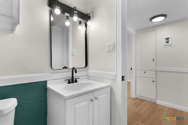 7801 Shoal Creek Boulevard 240, Austin, TX 78757