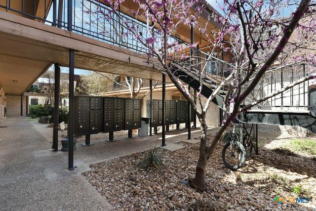 7801 Shoal Creek Boulevard 240, Austin, TX 78757