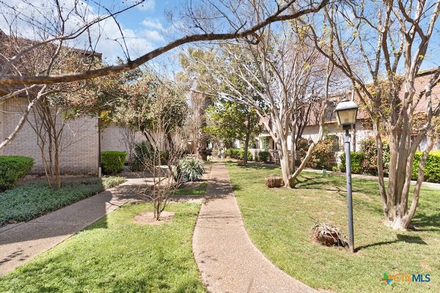 7801 Shoal Creek Boulevard 240, Austin, TX 78757