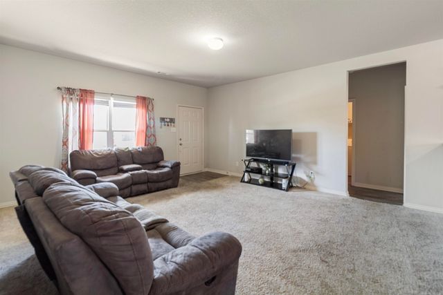 2010 Matthews Meadows Lane, Conway, AR 72032