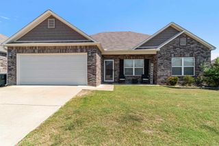 2010 Matthews Meadows Lane, Conway, AR 72032