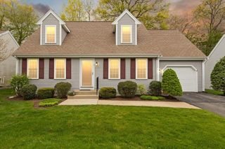 39 Brewster Rd 39, Stoughton, MA 02072