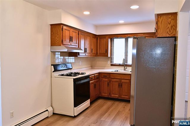28 Elmhurst Street 1, Elmwood Park, NJ 07407