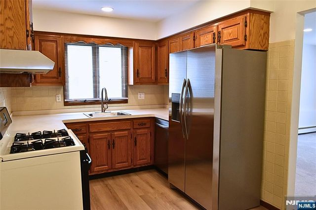 28 Elmhurst Street 1, Elmwood Park, NJ 07407