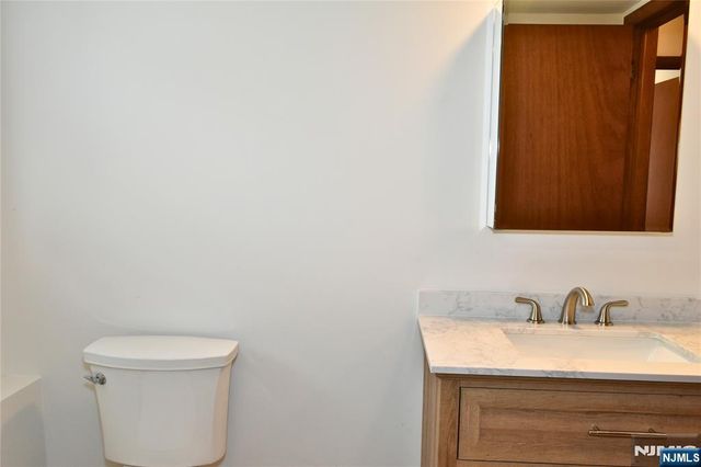 28 Elmhurst Street 1, Elmwood Park, NJ 07407