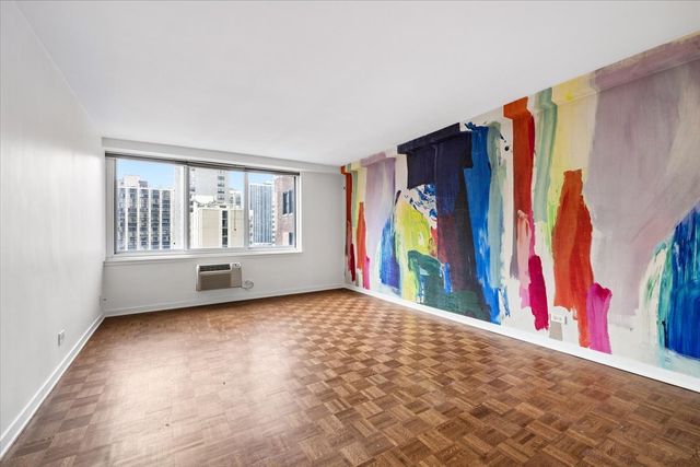 1440 N Lake Shore Drive 12H, Chicago, IL 60610