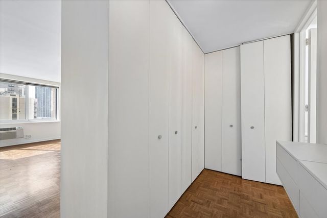 1440 N Lake Shore Drive 12H, Chicago, IL 60610
