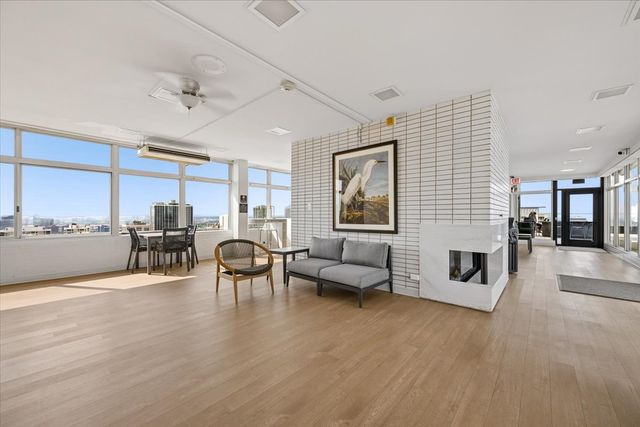 1440 N Lake Shore Drive 12H, Chicago, IL 60610