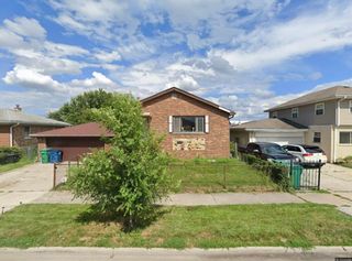 15233 8th Avenue, Phoenix, IL 60426