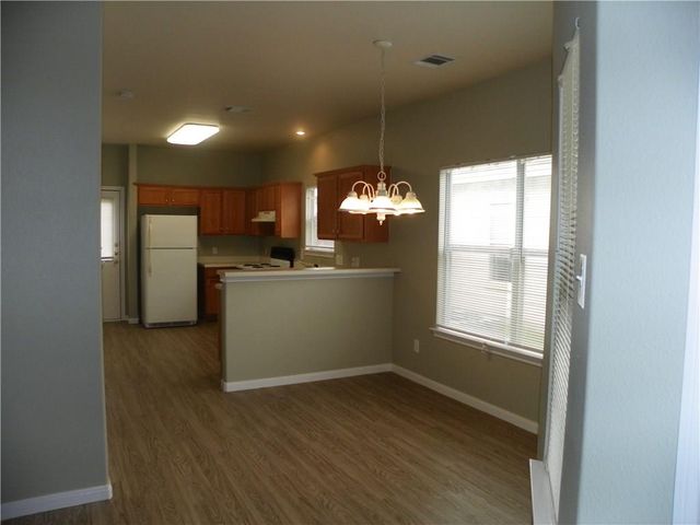 135 Marvin CV, Hutto, TX 78634