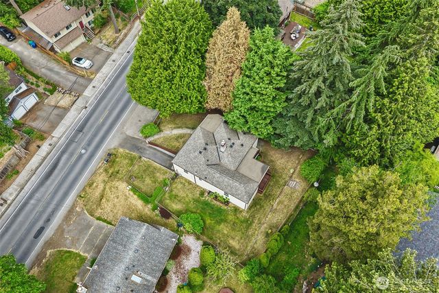 8800 Ravenna Avenue NE, Seattle, WA 98115