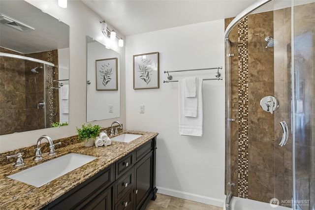 8800 Ravenna Avenue NE, Seattle, WA 98115