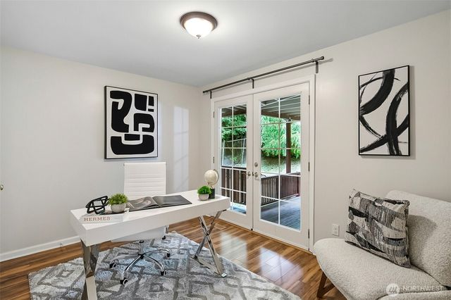 8800 Ravenna Avenue NE, Seattle, WA 98115