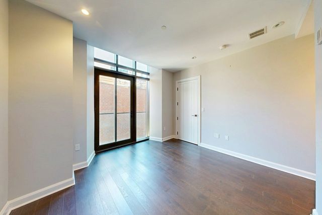 140 Shawmut Ave 2A, Boston, MA 02118