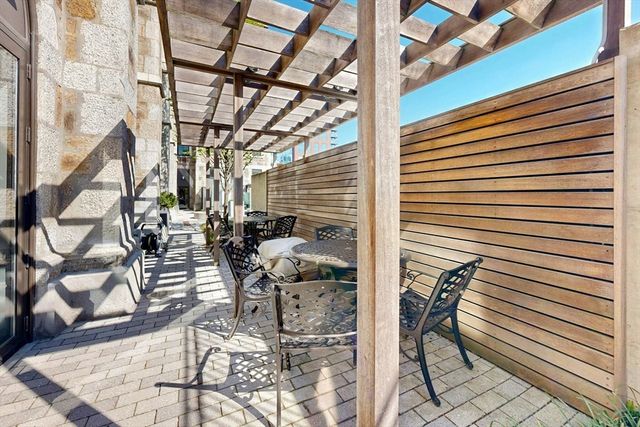 140 Shawmut Ave 2A, Boston, MA 02118