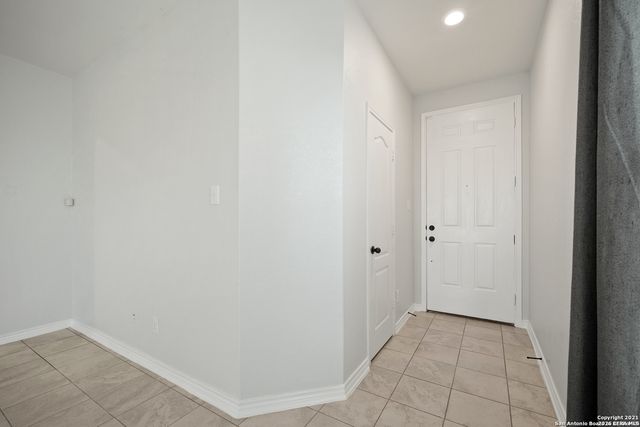 4229 Gale Meadows, New Braunfels, TX 78130