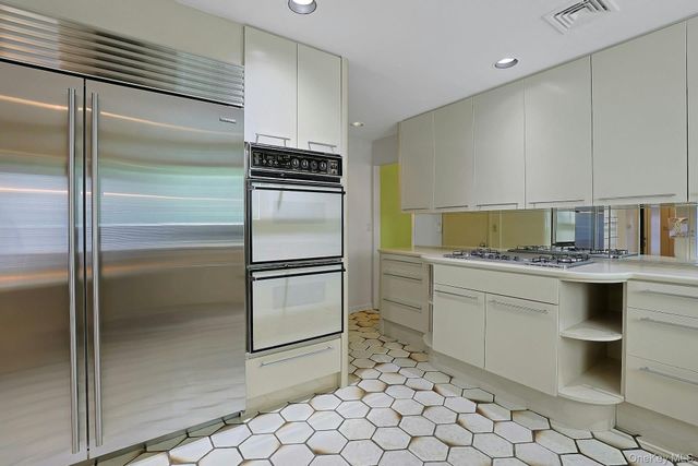 44 Ruth Drive, New City, NY 10956