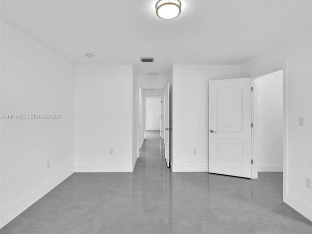 1140 NE 139th St, North Miami, FL 33161